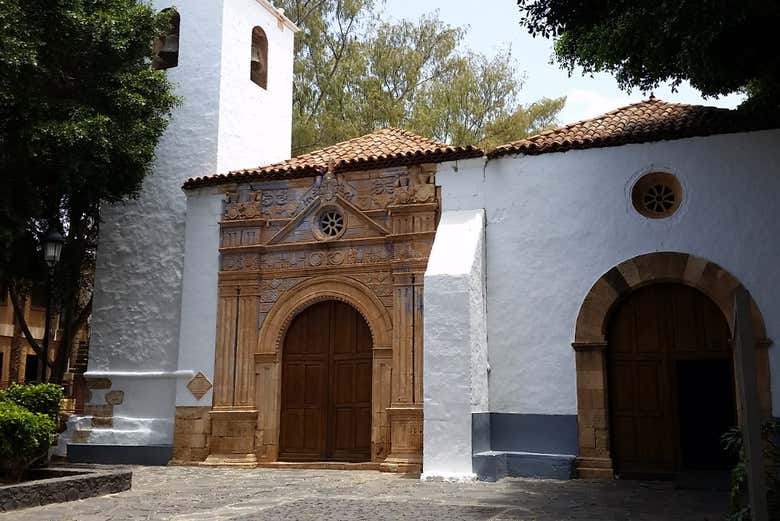 Excursión a La Oliva, Betancuria y dunas de Corralejo