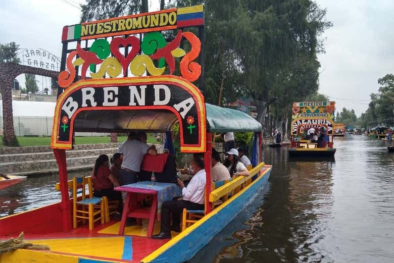 Tour por los barrios de Xochimilco y Coyoacán en grupo reducido