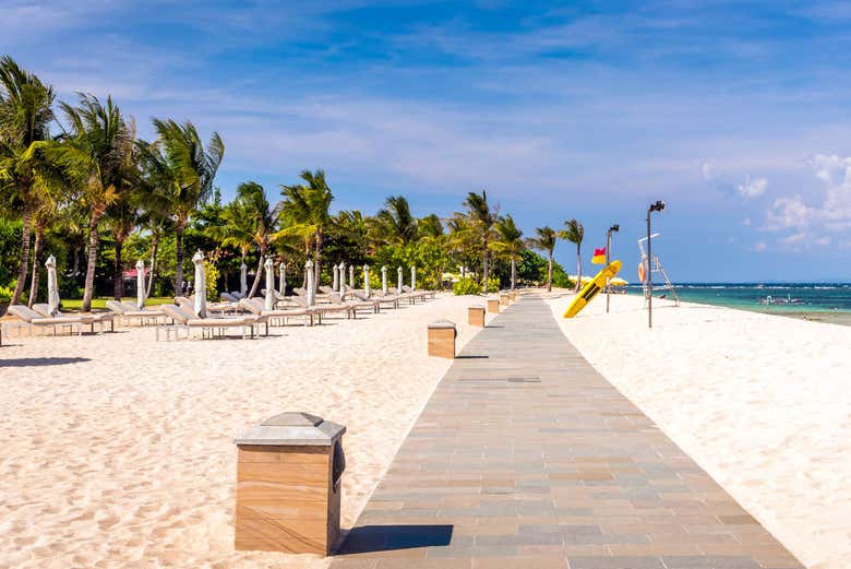 Tour por las playas Geger y Green Bowl