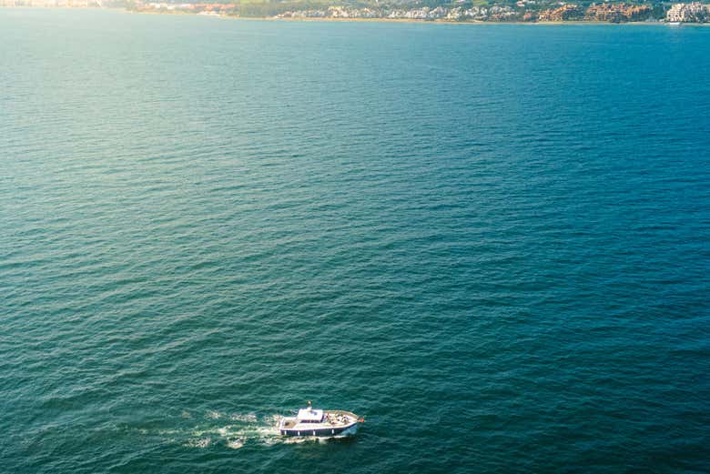 Paseo en barco por la bahía de Estepona
