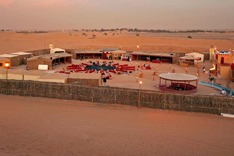Desert Safari con cena y espectáculo