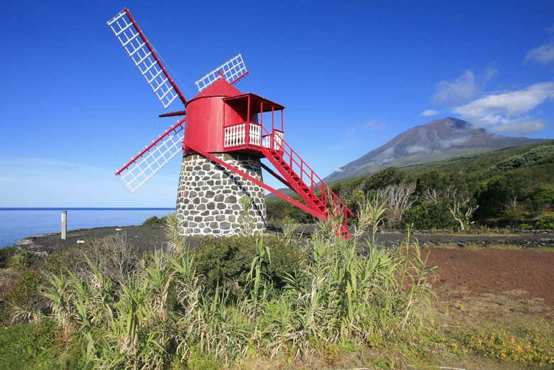 Tour por los volcanes y lagos de Pico