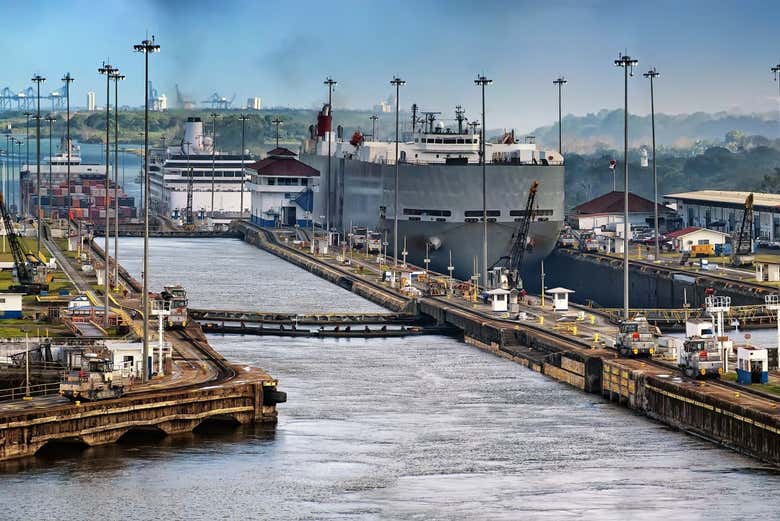 Tour del canal de Panamá