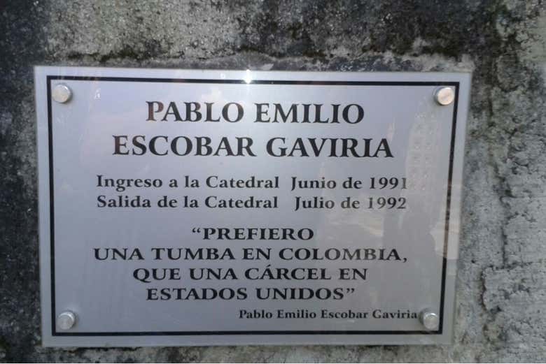 Tour de Pablo Escobar + Visita al museo