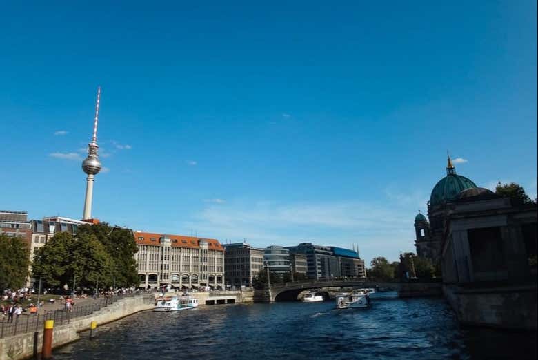 Barco turístico de Berlín