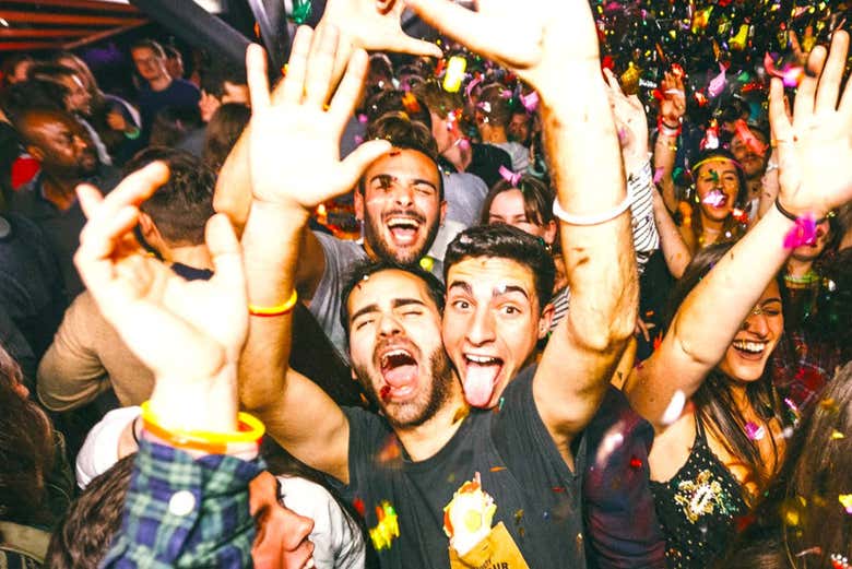 Pub Crawl ¡Tour de fiesta por Lisboa!