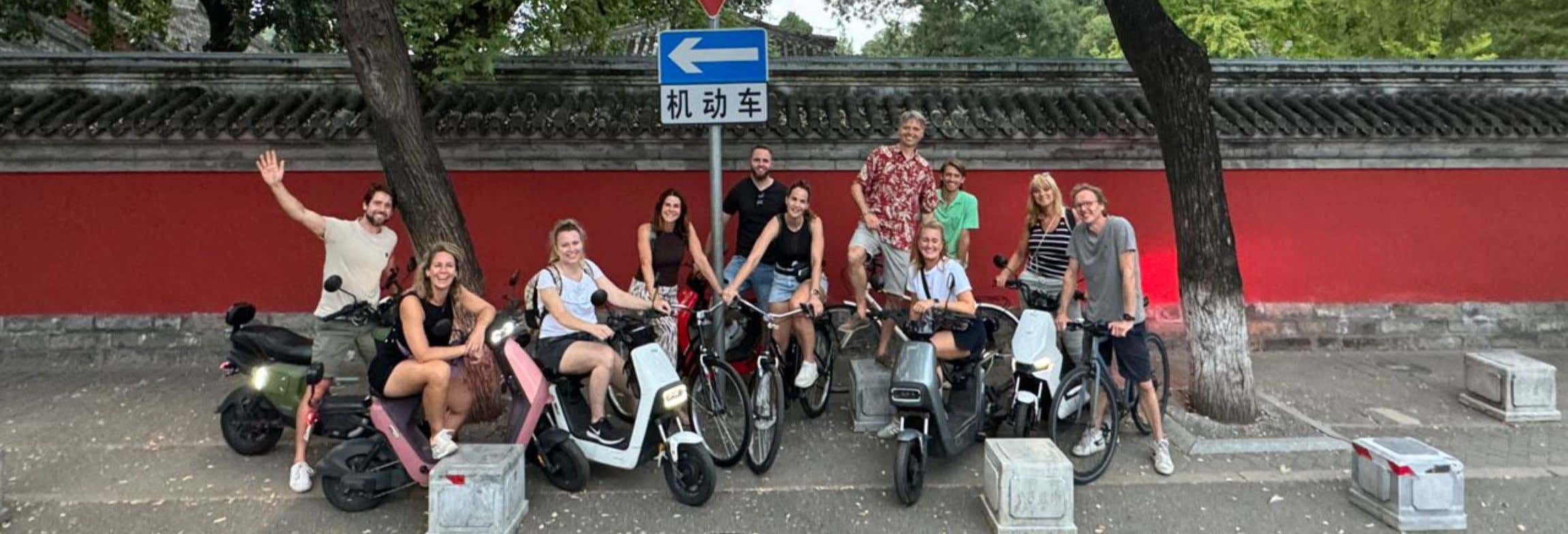 Tour en scooter o en bicicleta eléctrica por Pekín