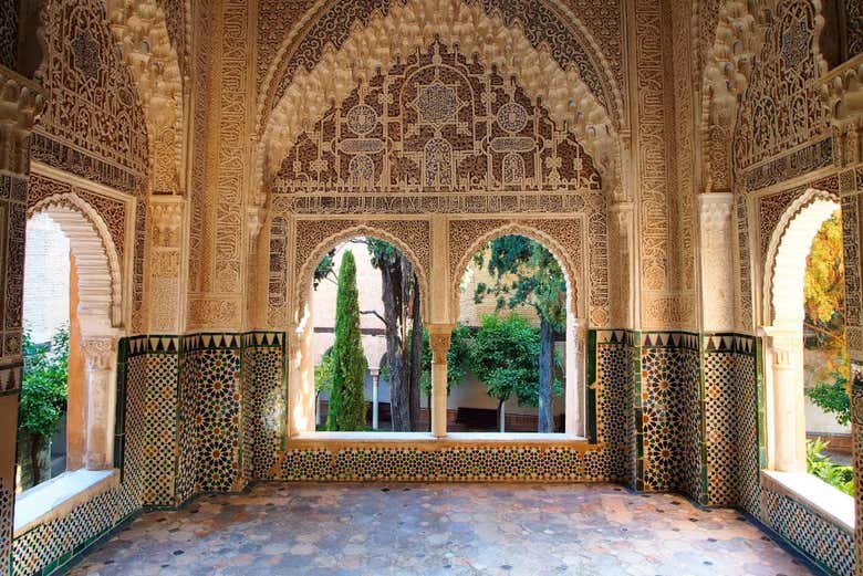 Tour privado por la Alhambra y los Palacios Nazaríes