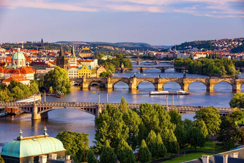 Paseo en barco vintage por Praga