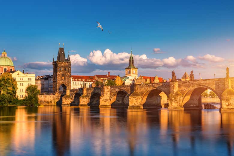 Paseo en barco vintage por Praga