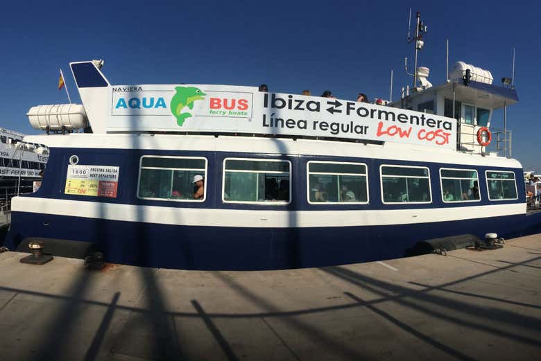 Barco a Formentera desde Playa d’en Bossa