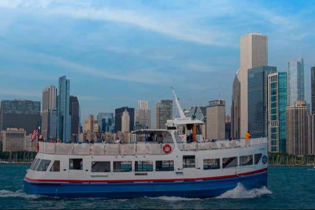 Paseo en barco por el lago Michigan