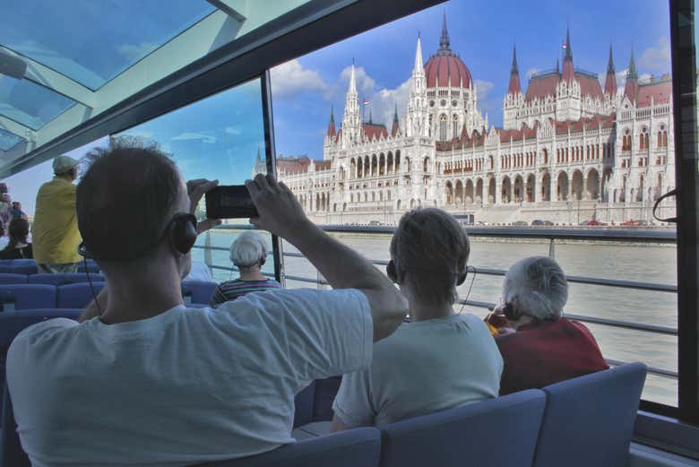 Crucero por el Danubio en Budapest con bebidas