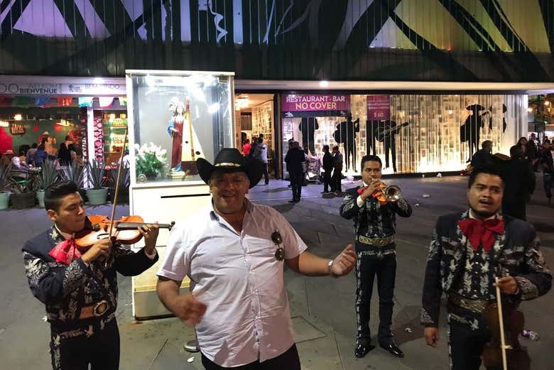 Espectáculo de mariachis en la Plaza Garibaldi