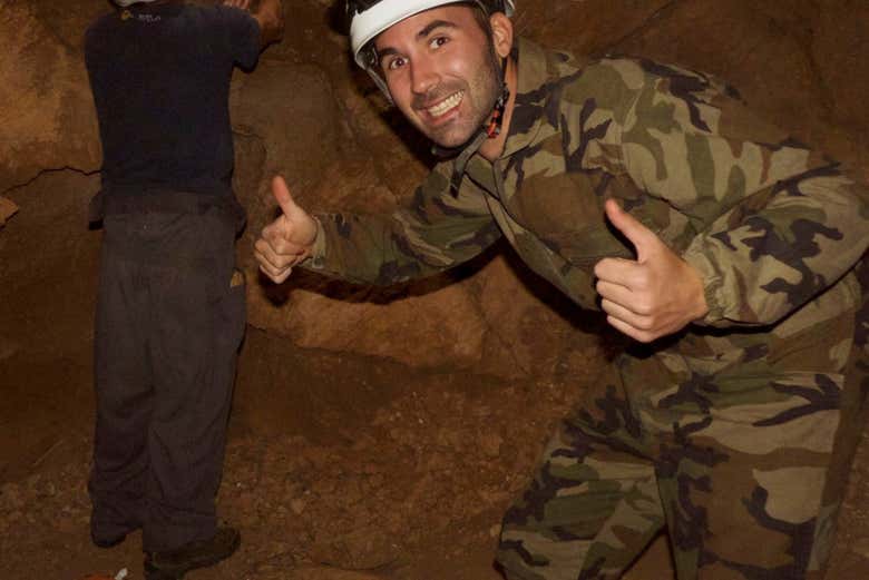 Espeleología en la Cueva de la Plata