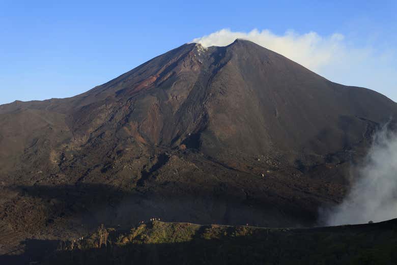 Excursión al Volcán de Pacaya y las termas de Kawilal