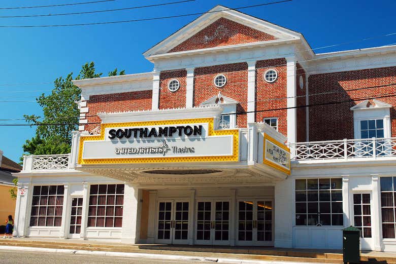 Excursión a Los Hamptons + Outlet Tanger