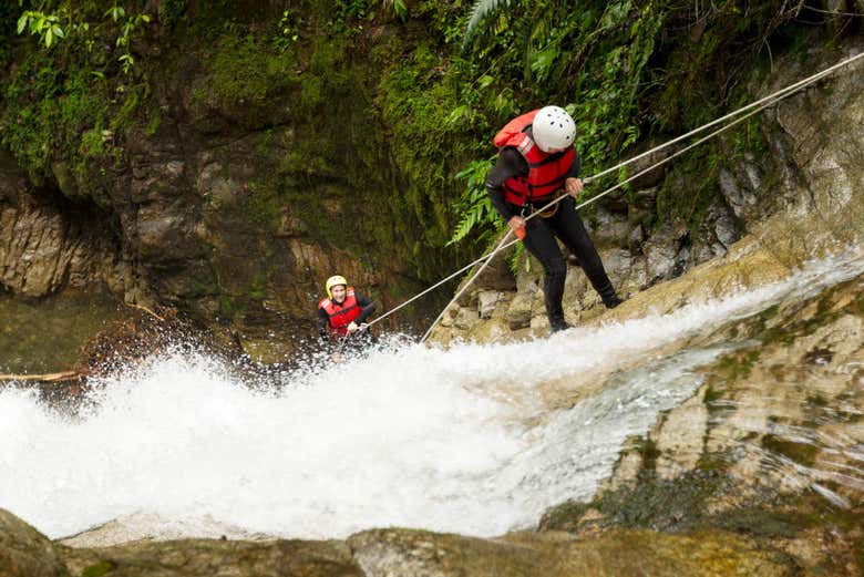Barranquismo en el río Blanco o la cascada de Chamana