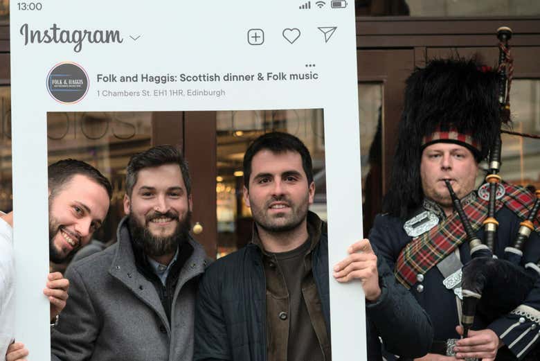 Cena y concierto de folk escocés