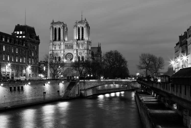 Free tour de los misterios y leyendas de París