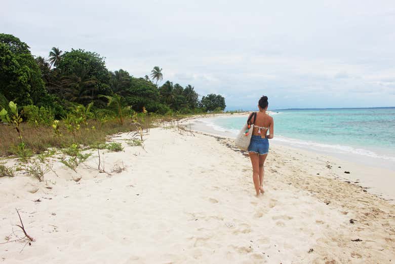 Excursión a Cayo Zapatilla y Cayo Coral en barco