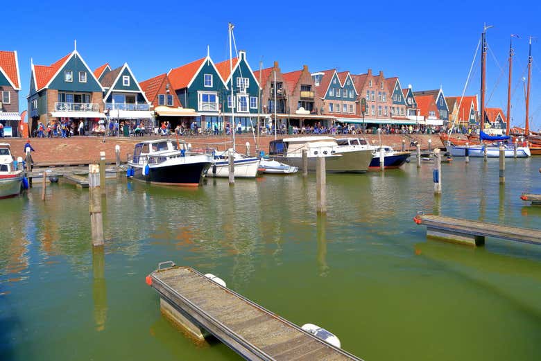 Ferry a Volendam