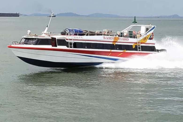 Traslado hasta las Islas Gili en lancha rápida