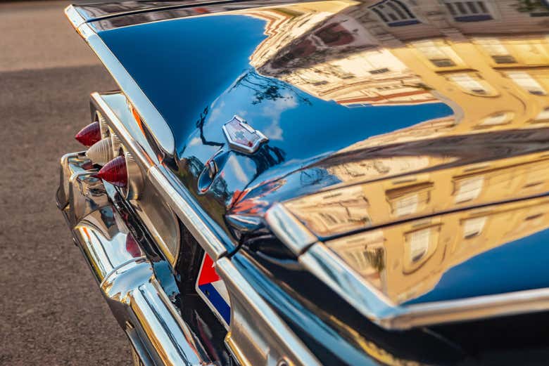 Visita a un taller de coches clásicos