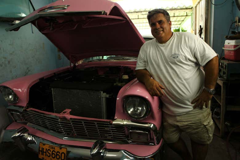 Visita a un taller de coches clásicos - Galería 2