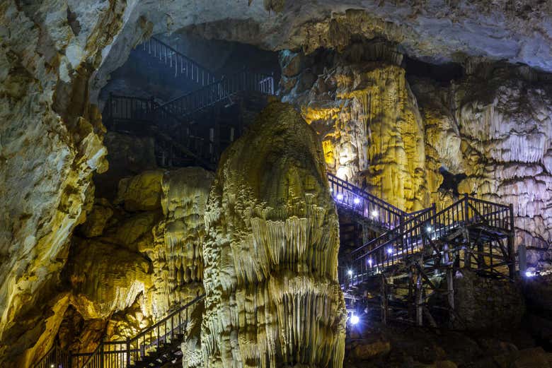 Excursión a las cuevas de Phong Nha