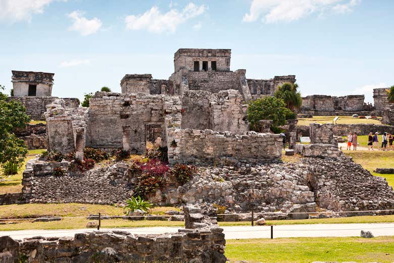 Excursión a Tulum y Akumal + Snorkel en cenote maya