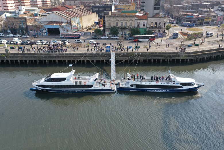 Paseo en barco por el Río de la Plata hasta La Boca