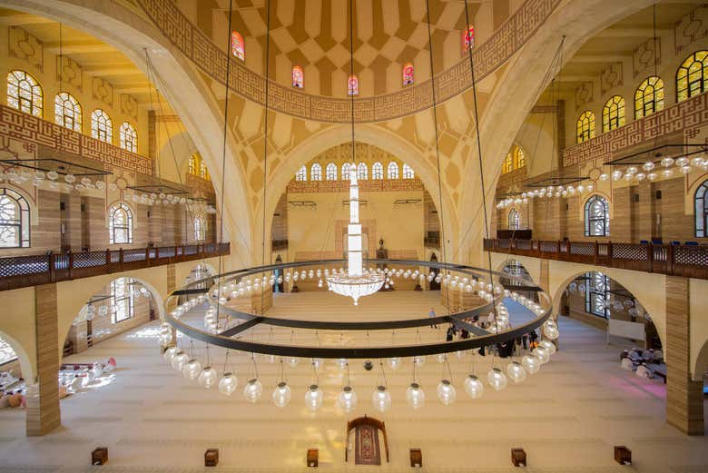 Tour privado por la Gran Mezquita Al-Fateh + Museo de Baréin