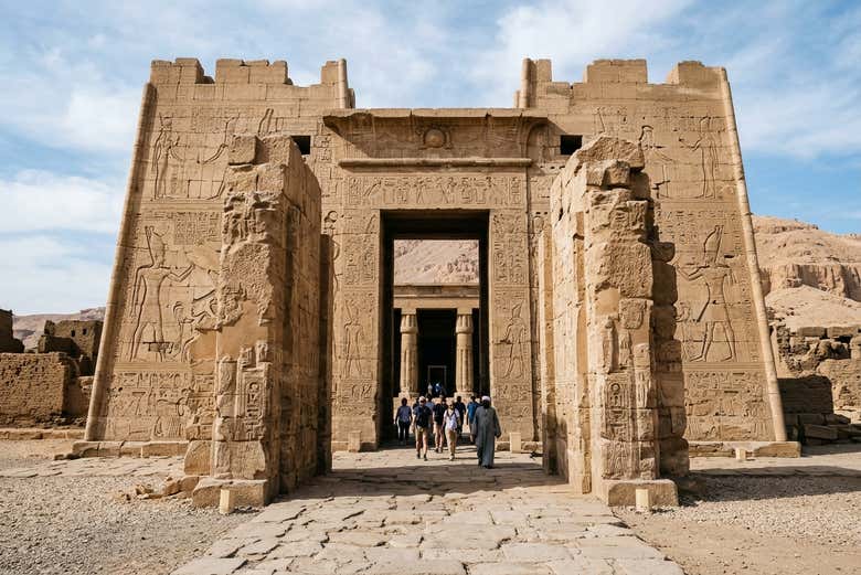 Valle de los Nobles, Medinet Habu y Deir el-Medina