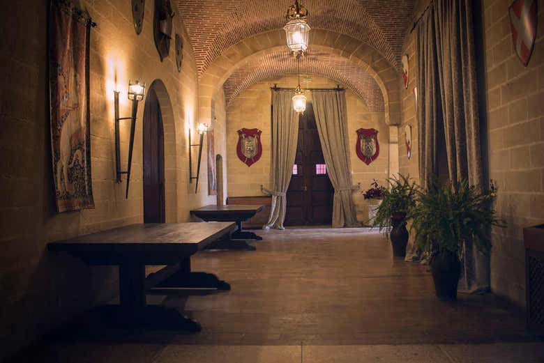 Entrada al castillo de Almodóvar del Río - Galería 1