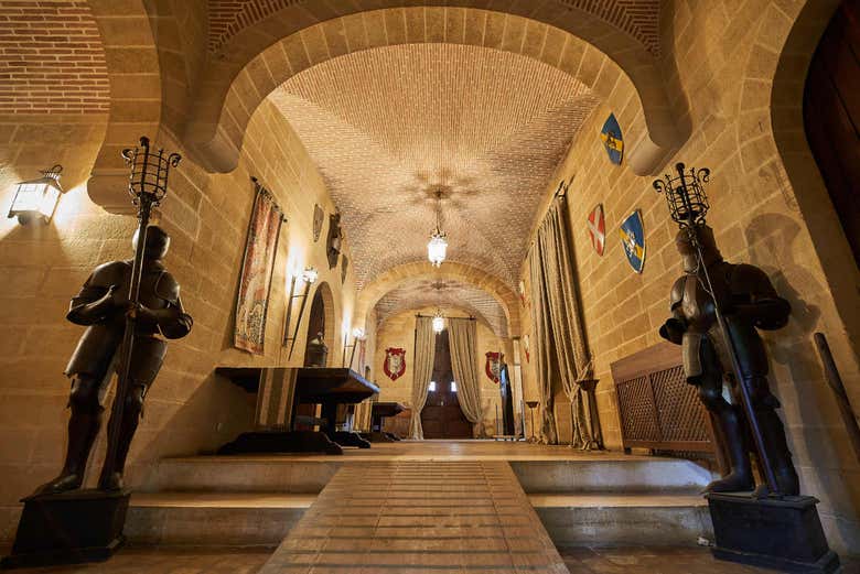 Entrada al castillo de Almodóvar del Río