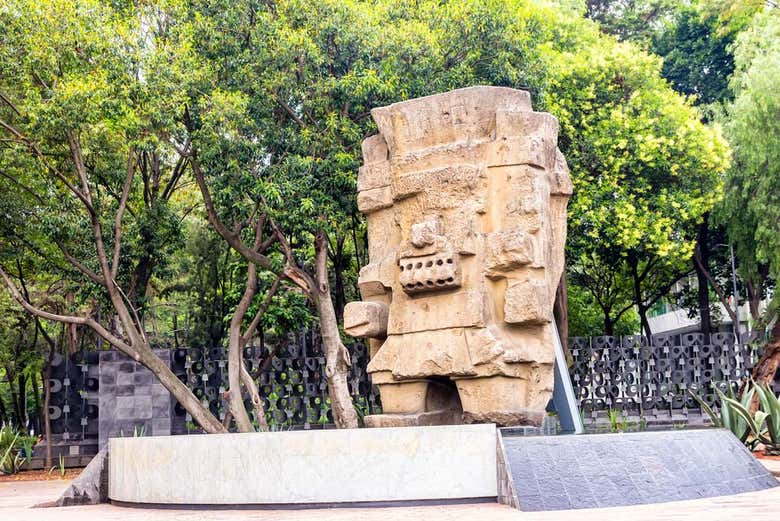 Visita guiada por el Museo Nacional de Antropología