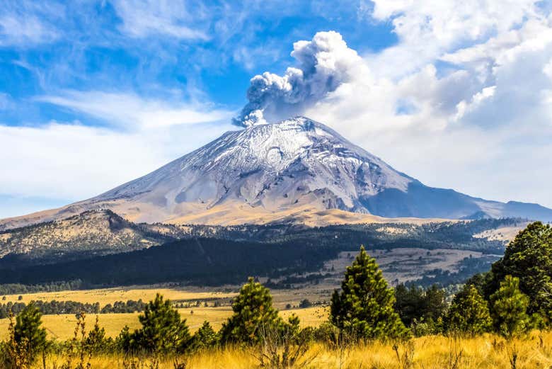 Excursión a los volcanes Popocatépetl e Iztaccíhuatl en grupo reducido