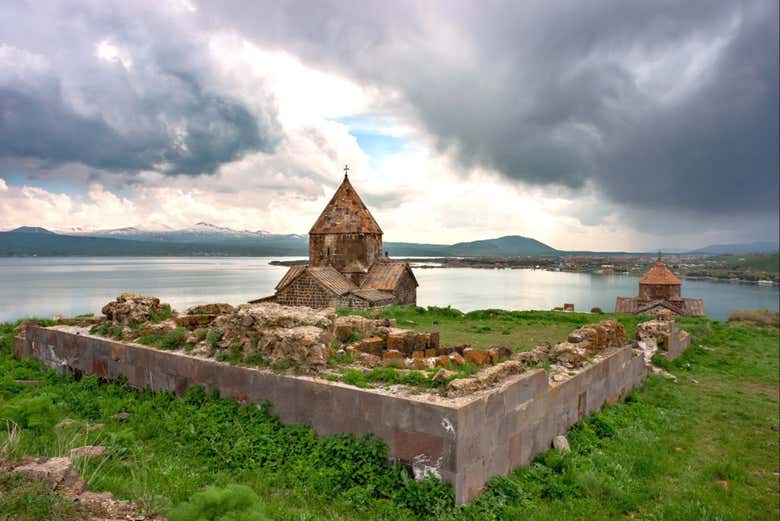 Excursión a Dilijan, Sevan, Goshavank y Haghartsin
