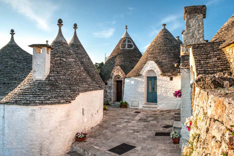Excursión a Alberobello, Ostuni y Locorotondo