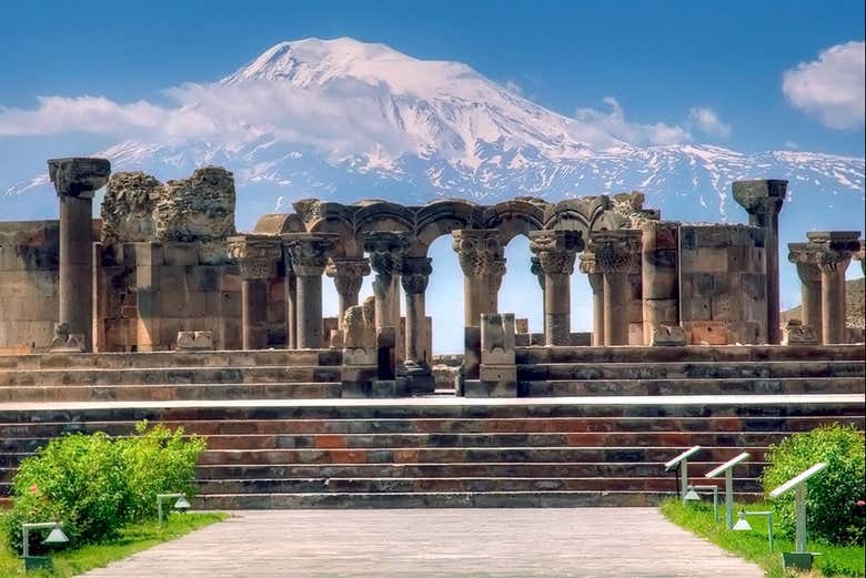 Excursión a Echmiadzin y Zvartnots