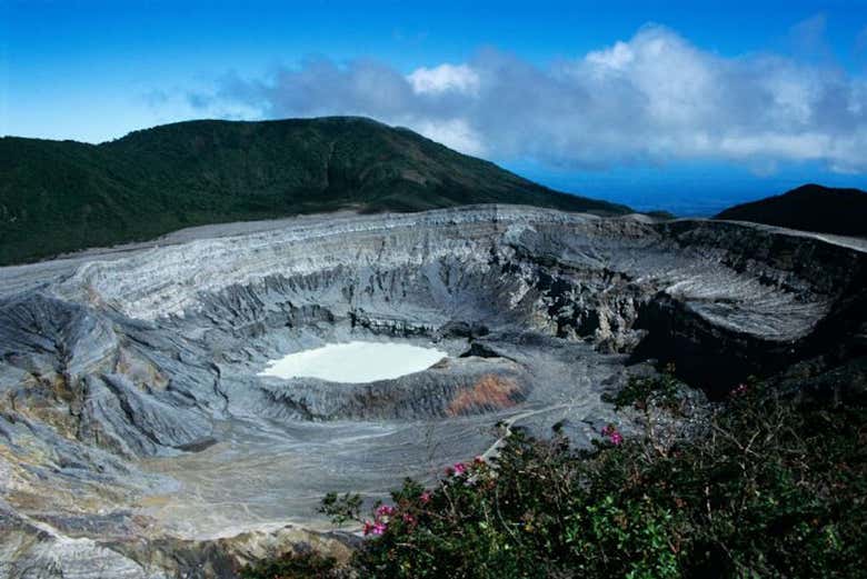 Volcán Poás, Catarata de La Paz y finca de café