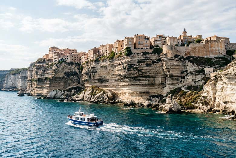 Excursión en barco a Bonifacio